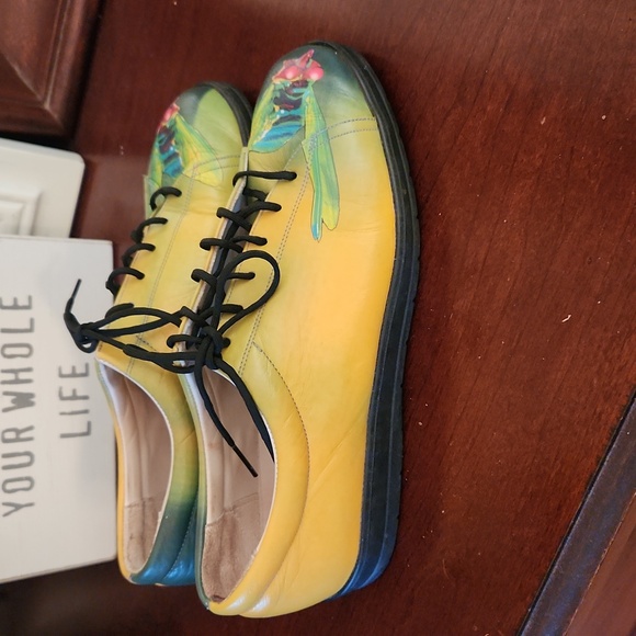 Vintage Art Sneakers by ICON April Greiman Designer (BUG PRINT) Women Sz. 6 - Picture 2 of 5